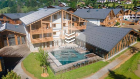 2 bedroom apartment with terrace, pool, parking